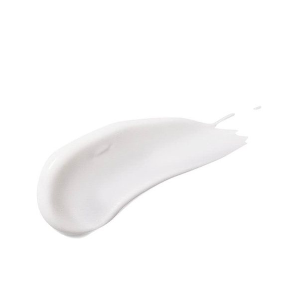 Victoria's Secret Fragrance Lotion, Pure Seduction Shimmer - Picture 2 of 2